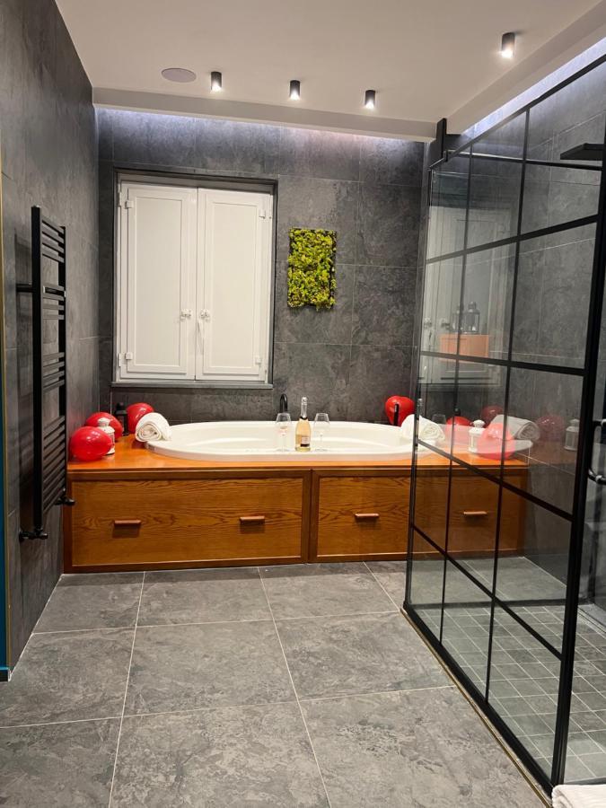Orlando Relais Bed & Breakfast Napoli Bagian luar foto